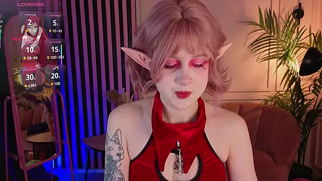 luna son online show from December 3, 6:14 am