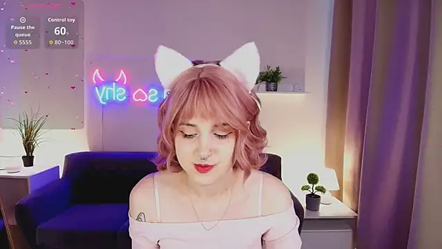 luna son online show from October 21, 2:05 pm