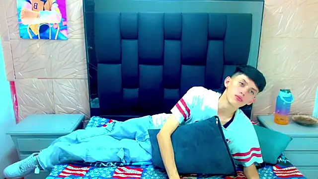 Snapshot of thaigo_twink38 chatting on November 5, 10:02 pm thaigo twink38 online show from November 5, 10:02 pm