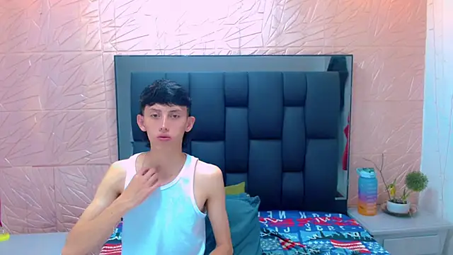 Snapshot of thaigo_twink38 chatting on October 21, 5:18 am thaigo twink38 online show from October 21, 5:18 am