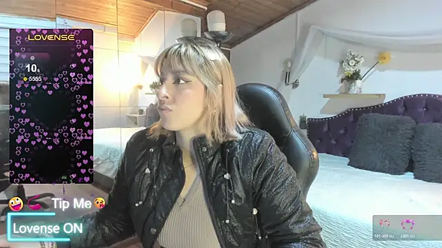 sophialyh 1 online show from February 23, 12:39 pm