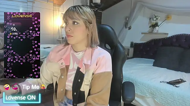 sophialyh 1 online show from February 25, 12:38 pm