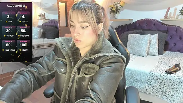 sophialyh 1 online show from November 20, 12:39 pm