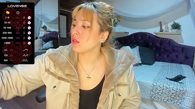 sophialyh 1 online show from October 9, 12:49 pm