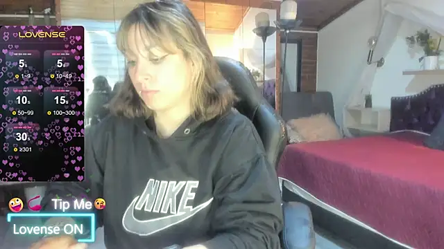 sophialyh 1 online show from June 10, 1:01 pm
