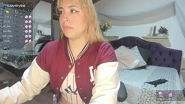 sophialyh 1 online show from October 3, 12:50 pm