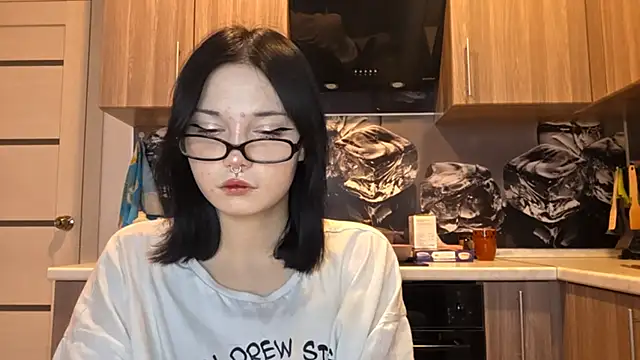 Beeping Creature online show from January 10, 10:54 am