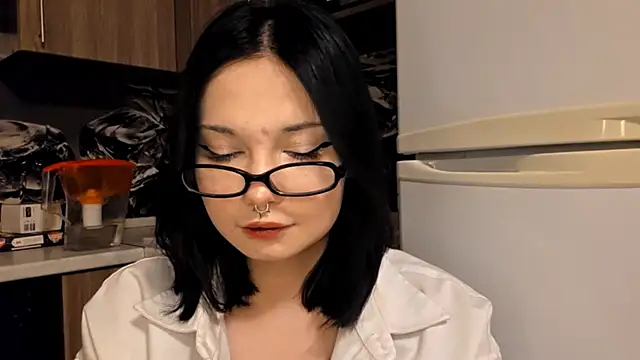 Beeping Creature online show from January 11, 12:12 pm