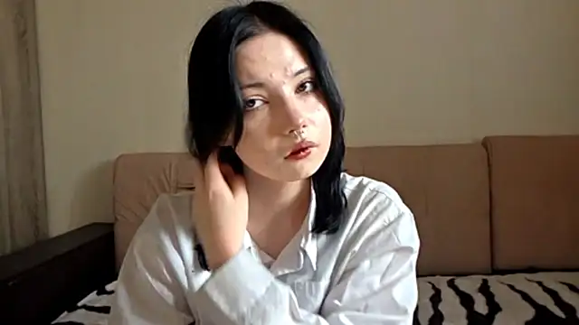 Beeping Creature online show from March 20, 9:10 am