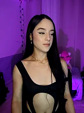 tamara vald online show from October 4, 2:24 am