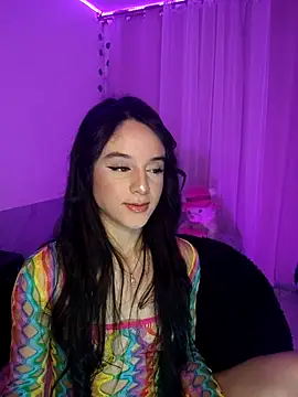 tamara vald online show from October 24, 4:33 am