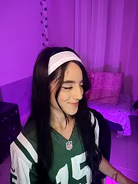 tamara vald online show from November 23, 1:15 am