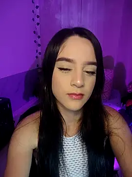 tamara vald online show from November 29, 9:15 pm