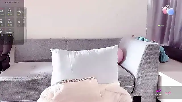 Smile-- online show from December 4, 3:05 am