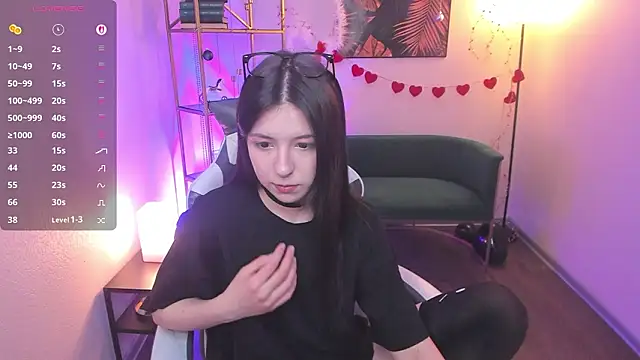 Azaliya Haze online show from March 13, 5:45 am