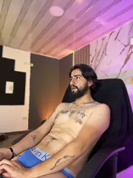 maximusdominus26 online show from April 24, 11:18 pm