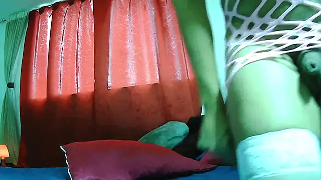 MissAsly online show from November 1, 2:33 pm