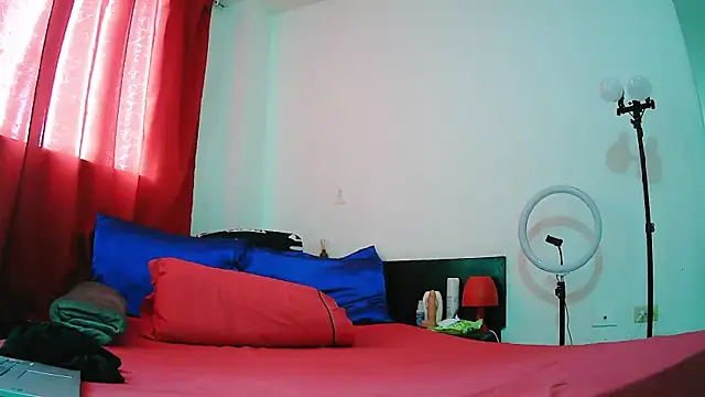 MissAsly online show from November 28, 2:06 pm