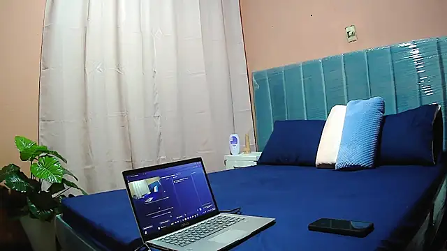 MissAsly online show from October 16, 2:03 pm