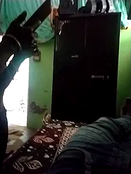 RED Queen 6 online show from October 5, 6:15 am