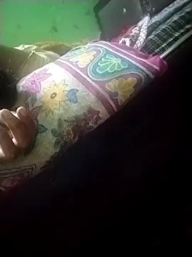 RED Queen 6 online show from September 28, 6:26 pm