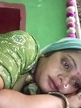 Snapshot of Na_shreya chatting on October 31, 6:37 pm Na shreya online show from October 31, 6:37 pm