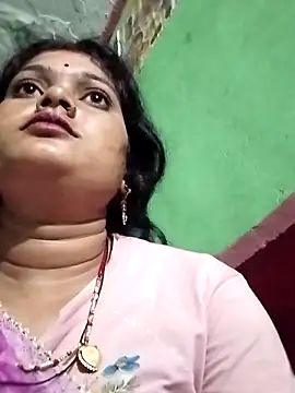 Snapshot of Na_shreya chatting on October 30, 10:17 pm Na shreya online show from October 30, 10:17 pm