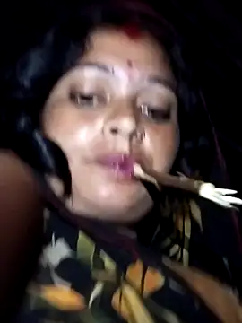 Snapshot of Na_shreya chatting on October 22, 12:21 am Na shreya online show from October 22, 12:21 am