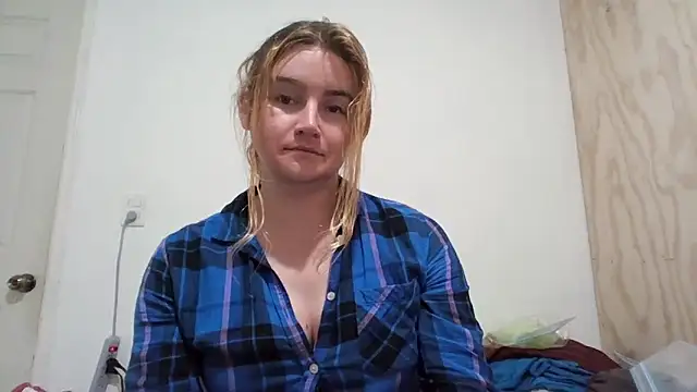 Snapshot of vagimosa chatting on October 22, 11:47 pm vagimosa online show from October 22, 11:47 pm