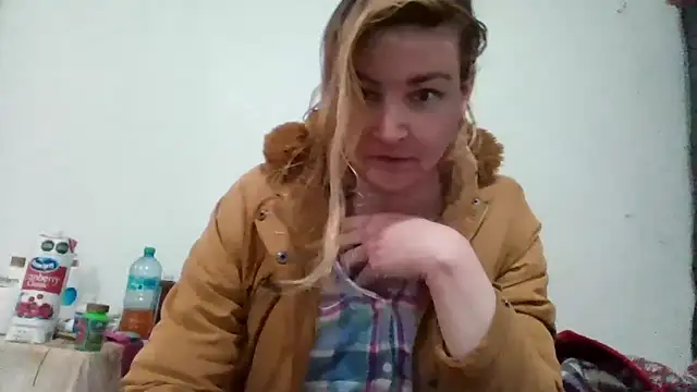 Snapshot of vagimosa chatting on December 15, 1:44 am vagimosa online show from December 15, 1:44 am