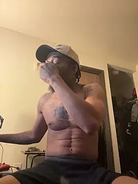 thefreakscomeoutatnight online show from December 15, 10:21 am