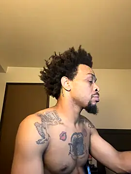 thefreakscomeoutatnight online show from November 2, 10:20 am