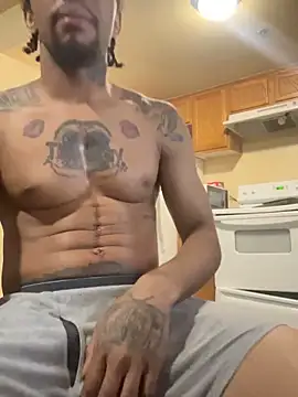 thefreakscomeoutatnight online show from March 7, 5:58 am