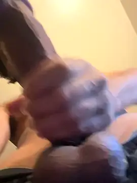 thefreakscomeoutatnight online show from October 30, 7:50 am