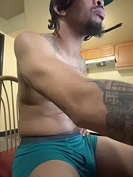 thefreakscomeoutatnight online show from February 15, 1:10 pm