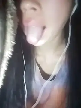 Khanhu xx online show from December 14, 8:14 pm