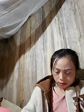 Tuyet xx online show from October 29, 8:41 pm