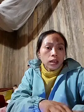 Tuyet xx online show from November 25, 1:33 pm