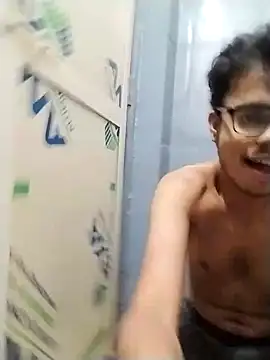 sexybobby13 online show from February 10, 10:58 am