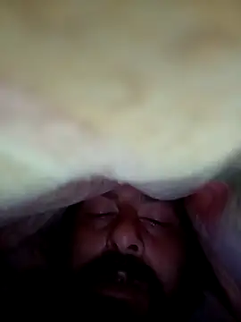 Snapshot of Apollio12filo chatting on March 15, 8:21 am Apollio12filo online show from March 15, 8:21 am