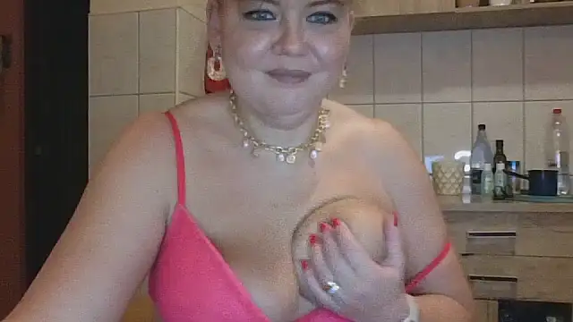 roxy863086 online show from January 8, 7:20 pm