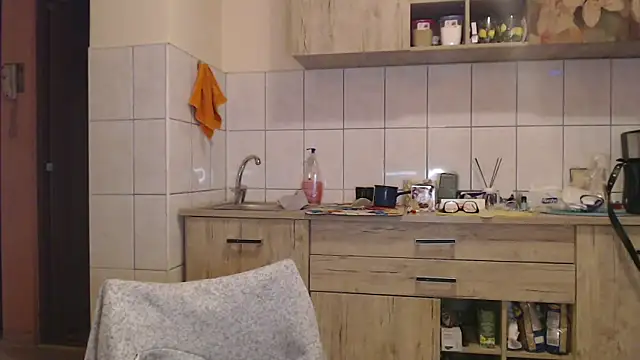 roxy863086 online show from March 31, 2:13 am