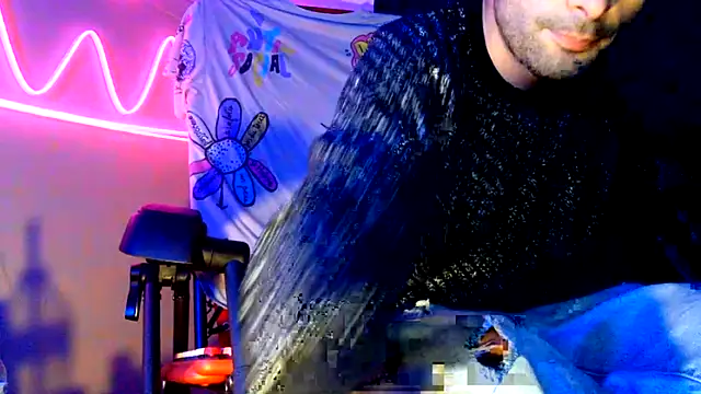 highinhtxx online show from December 15, 12:16 am