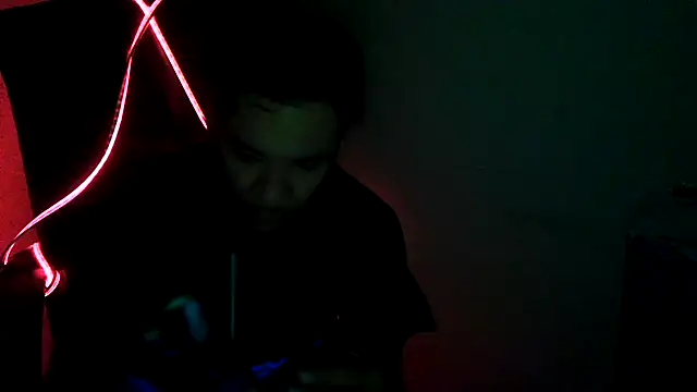 highinhtxx online show from February 1, 11:08 am