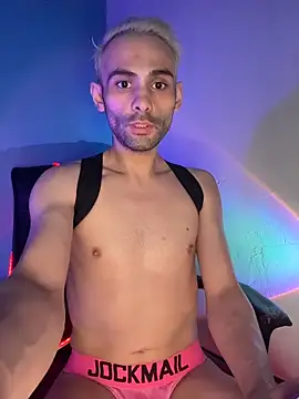 highinhtxx online show from March 6, 11:11 pm