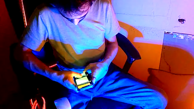 highinhtxx online show from February 11, 5:35 pm