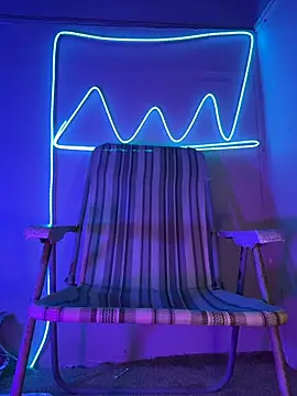 highinhtxx online show from November 22, 10:36 am