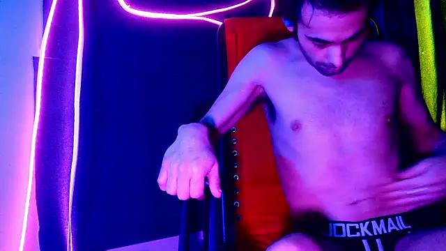 highinhtxx online show from January 6, 8:57 pm