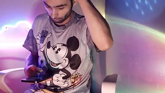 highinhtxx online show from May 8, 3:21 am