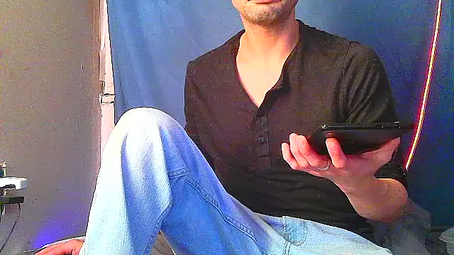 highinhtxx online show from October 10, 5:25 pm